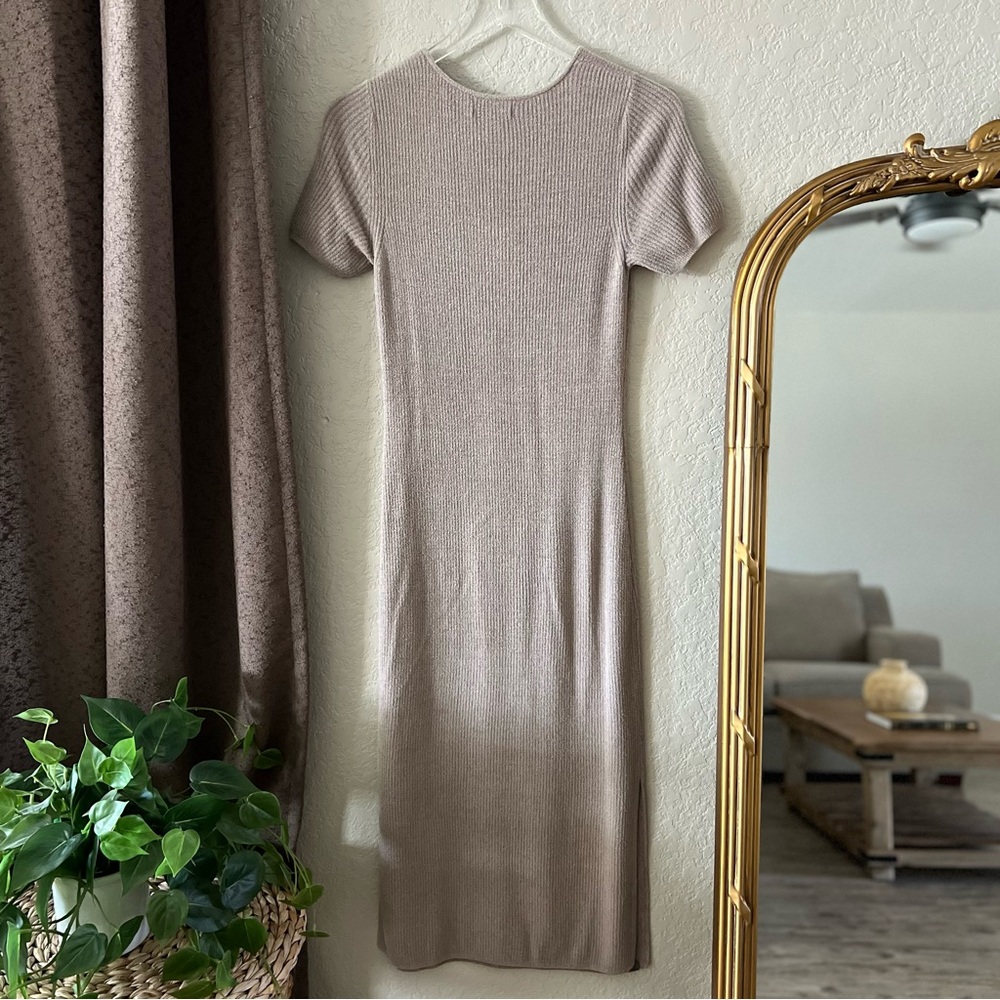 Barefoot Dreams CozyChic Ultra Lite Ribbed Short Sleeve Dress - Picture 4 of 7